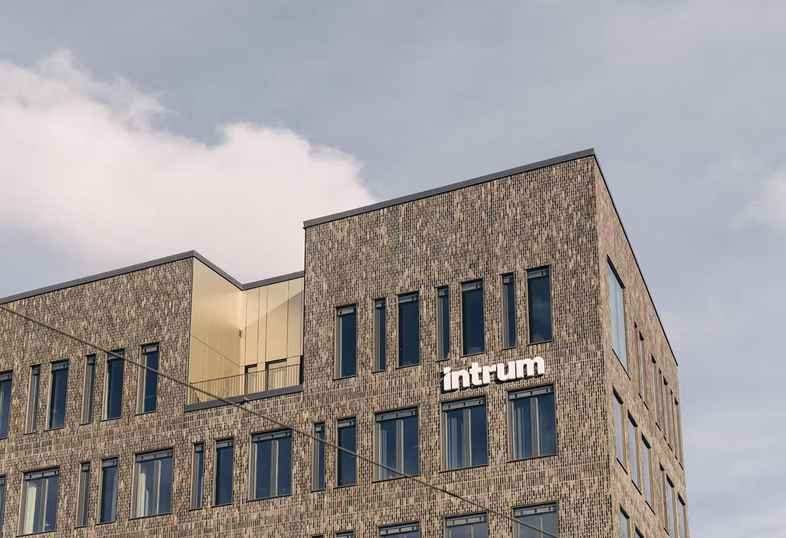 Incassobureau België: Onverwachte Voordelen van Intrum voor uw Bedrijf en de Maatschappij